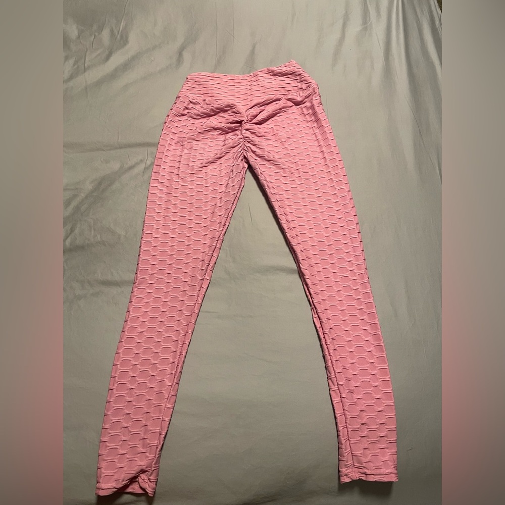 Pink leggings